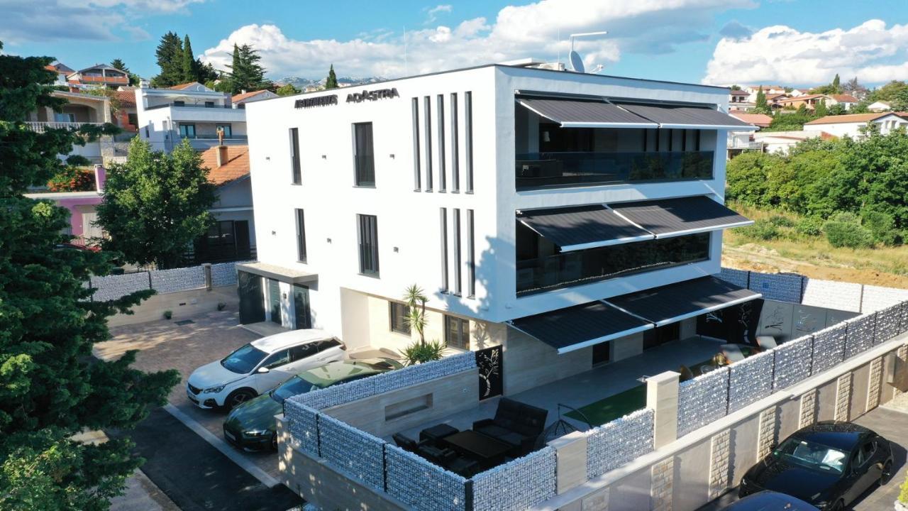 Adastra Apartments マスレニツァ エクステリア 写真