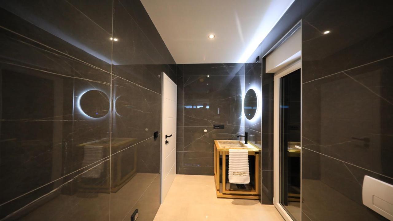 Adastra Apartments マスレニツァ エクステリア 写真